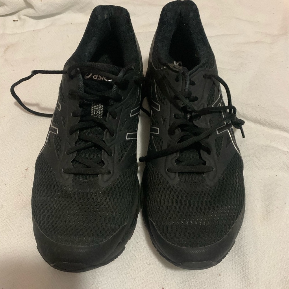 ASICS gel cumulus 18 size 10.5